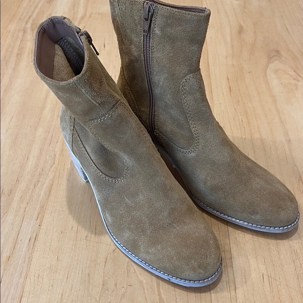 Crevo Tan Suede Ankle Booties - Picture 2 of 5
